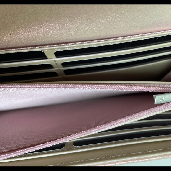 Chanel Long Flap Iridescent Wallet - Picture 5 of 10
